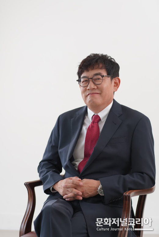이경규 프로필_에이디지컴퍼니 제공