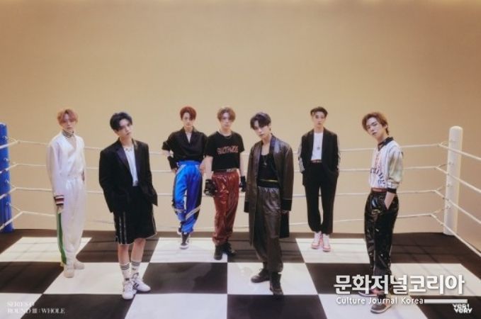 사진설명:베리베리 단체 콘셉트 포토(사진제공:젤리피쉬엔터테인먼트)